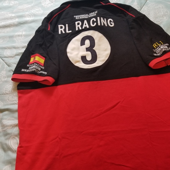Polos - Picture 1 of 4
